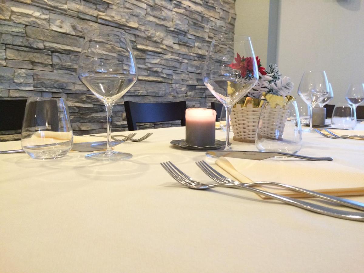 Albergo Ristorante Cuccini San Domenico Luaran gambar